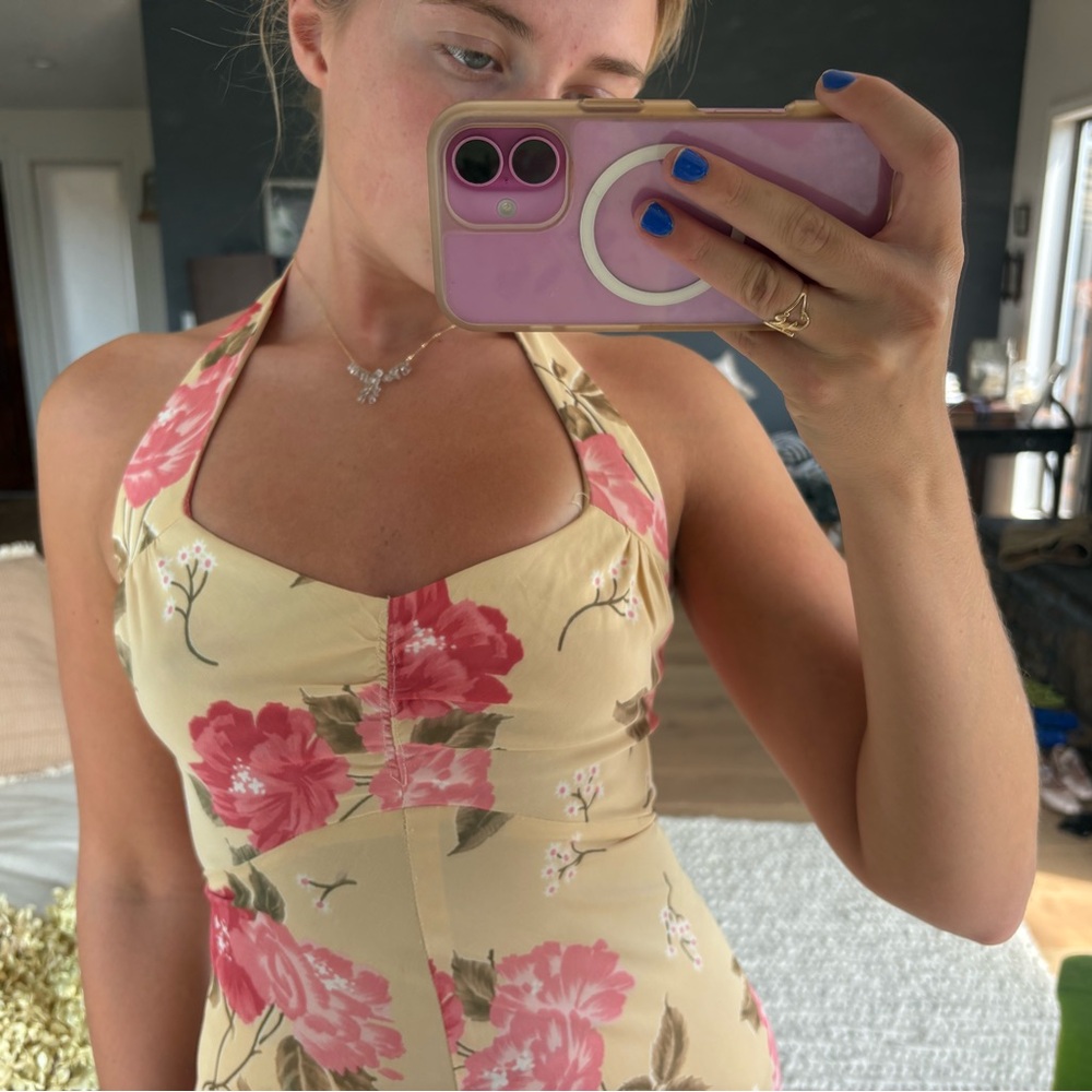Floral Halter Dress with Pink and Cream Design - Picture 3 of 7